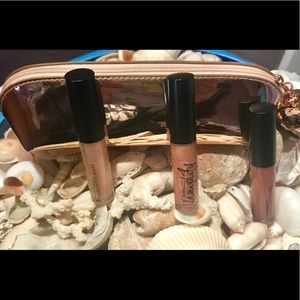 MAC SNOW BALL MINI LIP GLOSS KIT